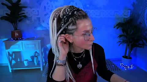 Snapshot of fridatander chatting on April 2026 05:19:01 AM Frida Tander online show from April 2026 05:19:01 AM