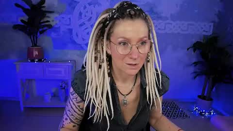 Snapshot of fridatander chatting on April 2026 05:23:01 AM Frida Tander online show from April 2026 05:23:01 AM