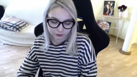 Lilith online show from February 2025 10:48:02 AM