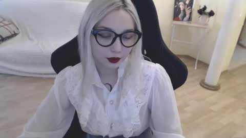 Lilith online show from February 2025 07:23:02 AM