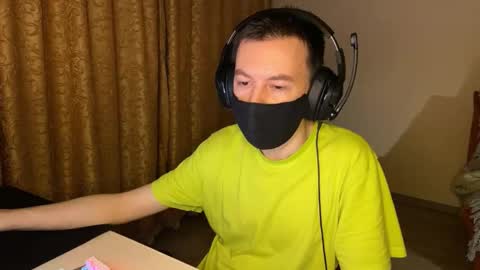 Snapshot of froztai chatting on December 2025 07:44:01 PM froztai online show from December 2025 07:44:01 PM