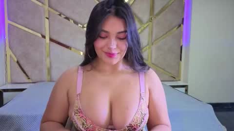 Frreya  online show from November 2025 02:54:02 AM