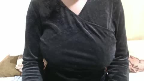 fruity28 online show from November 2025 08:37:02 AM