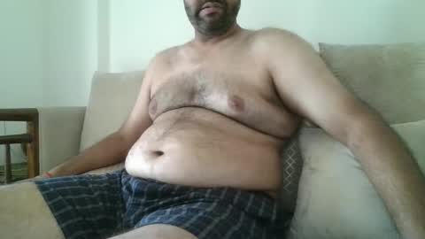 fruti loops  Bull online show from December 2024 05:05:02 AM