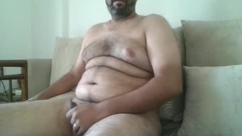 fruti loops  Bull online show from November 2025 06:57:01 AM