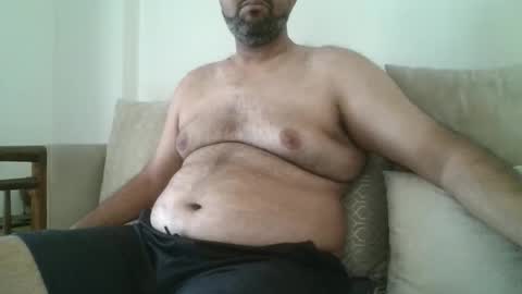 fruti loops  Bull online show from December 2025 06:33:01 AM