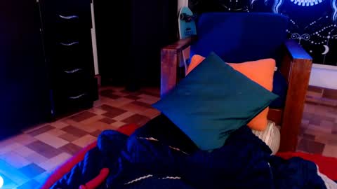          HEHIM  online show from February 2025 06:40:02 PM