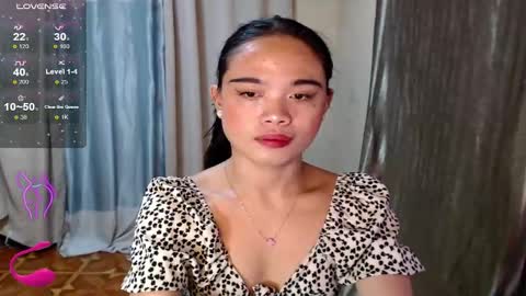 Snapshot of fuchsia_love chatting on October 2025 08:53:02 PM HI IM RONA DONT FORGET GIVE ME THUMBS UP AND JOIN TO MY FANCLUB online show from October 2025 08:53:02 PM