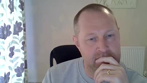 Snapshot of fuck_buddy_uk chatting on April 2026 12:51:02 PM Fuck Buddy UK online show from April 2026 12:51:02 PM