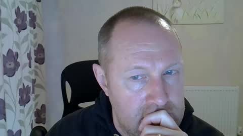Snapshot of fuck_buddy_uk chatting on May 2026 06:52:01 AM Fuck Buddy UK online show from May 2026 06:52:01 AM