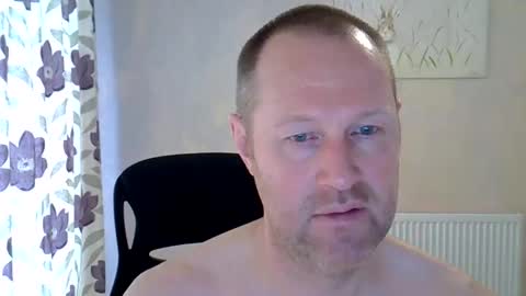 Snapshot of fuck_buddy_uk chatting on May 2026 07:06:01 AM Fuck Buddy UK online show from May 2026 07:06:01 AM