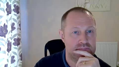 Snapshot of fuck_buddy_uk chatting on June 2026 02:33:02 PM Fuck Buddy UK online show from June 2026 02:33:02 PM