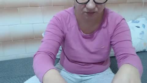 Ella online show from December 2024 06:10:01 AM