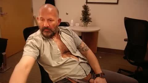 Snapshot of fuckadilf chatting on December 2024 05:00:01 PM fuckadilf online show from December 2024 05:00:01 PM