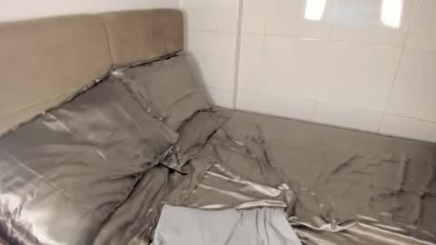 ella online show from February 2026 07:25:02 PM