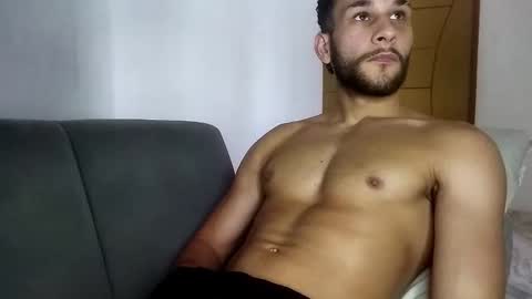 Phill    online show from December 2024 12:28:01 PM