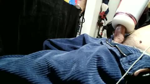 Snapshot of fuckmeallday1975 chatting on April 2026 07:02:02 AM fuckmeallday1975 online show from April 2026 07:02:02 AM