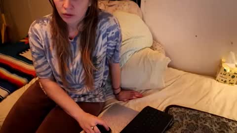 Snapshot of fuckmypussyplz1 chatting on October 2025 01:06:02 AM fuckmypussyplz1 online show from October 2025 01:06:02 AM