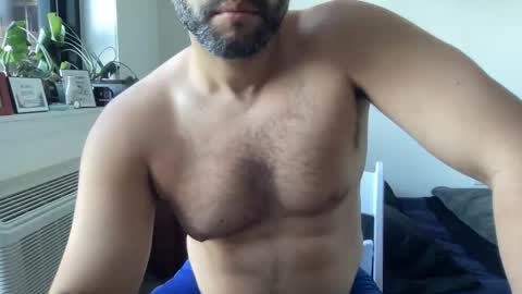 Snapshot of fuckyeahcoach chatting on May 2026 08:59:01 PM Muscle Bear Jock in Training online show from May 2026 08:59:01 PM