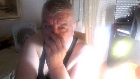 Snapshot of fukingcrazy chatting on June 2026 08:26:01 AM fukingcrazy online show from June 2026 08:26:01 AM