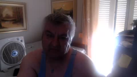 fukingcrazy online show from July 2026 10:21:02 AM
