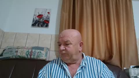 fullballs6 online show from December 2024 07:25:01 AM