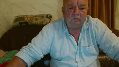 fullballs6 online show from November 2025 03:06:01 AM