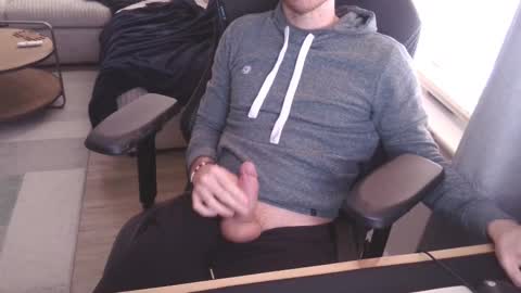 Snapshot of funkybits chatting on March 2025 02:32:01 PM funkybits online show from March 2025 02:32:01 PM