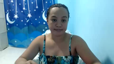Snapshot of funluvnpinay4u chatting on April 2026 01:08:01 AM MAE online show from April 2026 01:08:01 AM