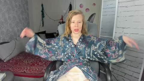 Snapshot of funny_bunny4 chatting on January 2025 01:11:02 PM funny_bunny4 online show from January 2025 01:11:02 PM