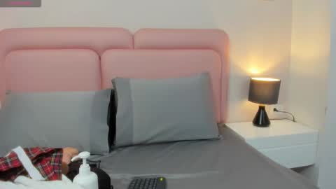 Samantha online show from December 2025 12:00:02 PM