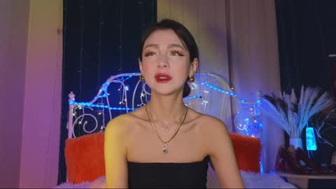 Tiffany online show from January 2025 10:45:01 PM