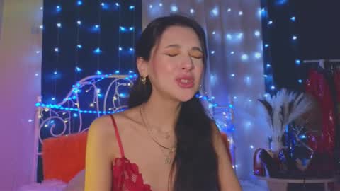 Tiffany online show from February 2025 02:51:01 AM