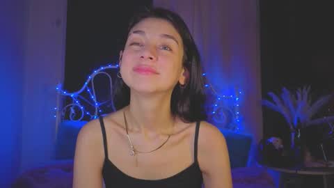 Tiffany online show from September 2025 02:15:02 AM