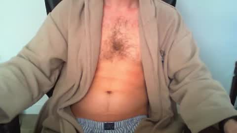 YWhiteNiceMan online show from June 2026 10:17:02 AM