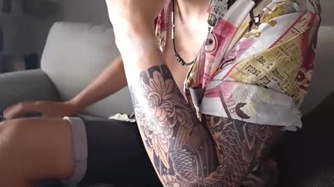 Snapshot of funshockwave chatting on September 2025 11:28:01 PM funshockwave online show from September 2025 11:28:01 PM