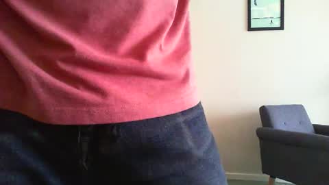 Snapshot of funslimguy chatting on April 2026 02:14:01 PM Funslimguy online show from April 2026 02:14:01 PM