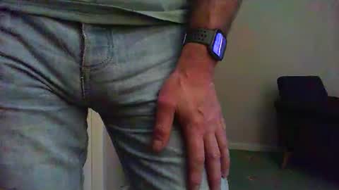 Snapshot of funslimguy chatting on April 2026 09:31:02 PM Funslimguy online show from April 2026 09:31:02 PM