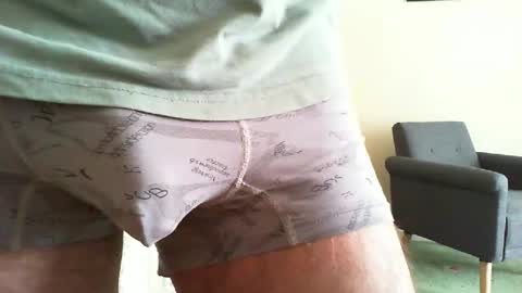 Snapshot of funslimguy chatting on May 2026 01:43:02 PM Funslimguy online show from May 2026 01:43:02 PM