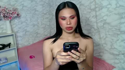 Snapshot of fuschiafucker chatting on February 2025 06:00:01 AM fuschiafucker online show from February 2025 06:00:01 AM