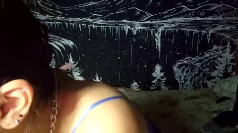 futuresizequeen online show from December 2025 02:28:01 AM