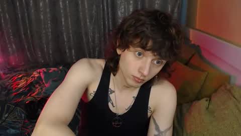 Ian online show from December 2025 11:23:02 PM