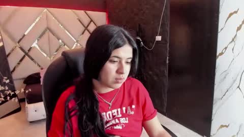 Gabbie online show from January 2026 07:18:01 PM