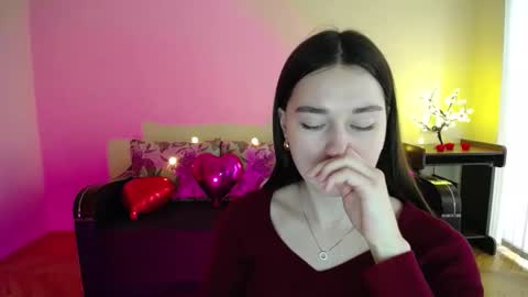 Jaklin online show from March 2025 12:01:01 PM