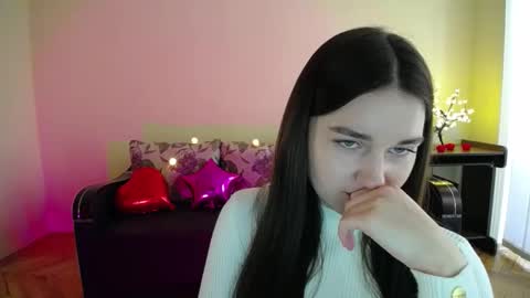 Jaklin online show from March 2025 12:11:02 PM