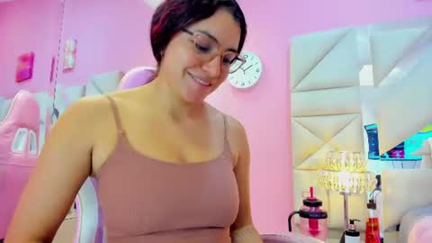 Snapshot of gabby_monroe chatting on July 2026 12:10:01 PM Gabby online show from July 2026 12:10:01 PM
