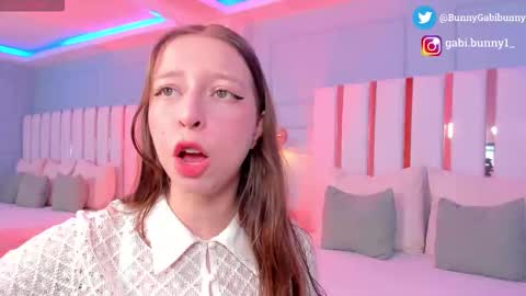 Snapshot of gabi_bunny chatting on January 2026 05:18:02 PM Gabi online show from January 2026 05:18:02 PM