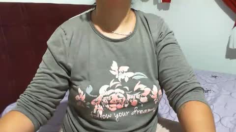 gaby  layla online show from April 2026 12:13:02 AM