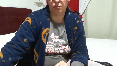 gaby  layla online show from May 2026 08:59:02 PM