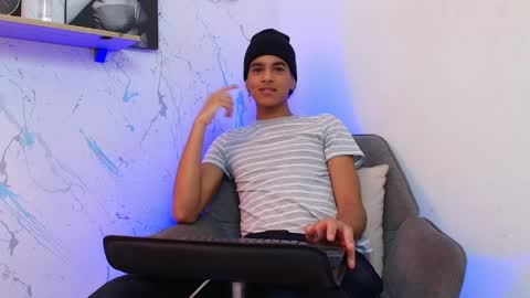 GABRIEL online show from April 2026 01:51:02 PM